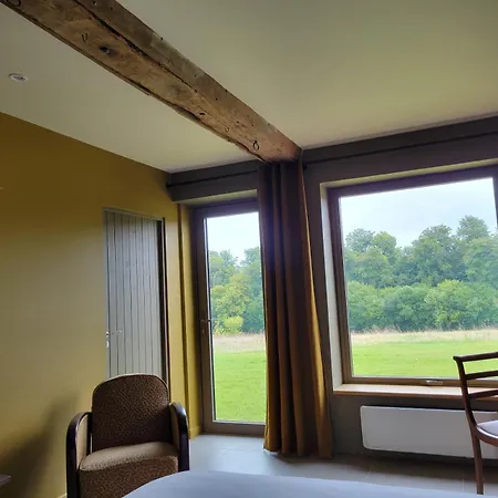 Holiday home Maison Parenthese Caveaumont
