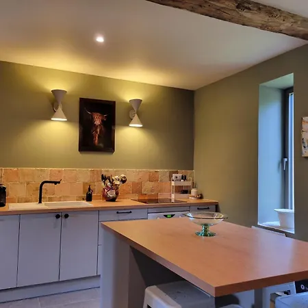 Holiday home Maison Parenthese *
